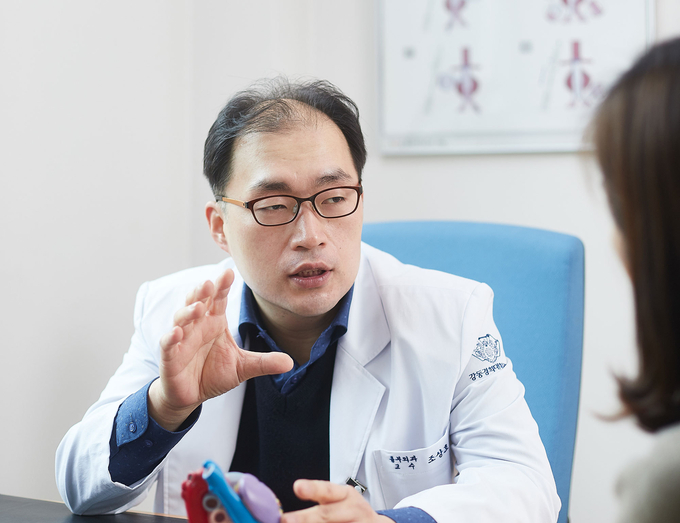 조상호 강동경희대병원 흉부외과 교수는 “식생활의 서구화 및 인구 고령화 추세로 인해 매년 증가하는 것으로 추정된다.”고 말했다.