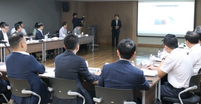 한국제약바이오협회는 14일 서울 방배동 협회 2층 K룸에서 ‘회원사 인사총괄 임원 간담회’를 개최, 9월 7일 열리는 ‘2018 한국 제약·바이오산업 채용박람회’의 성공을 위한 세부 협조 방안 등을 논의했다.