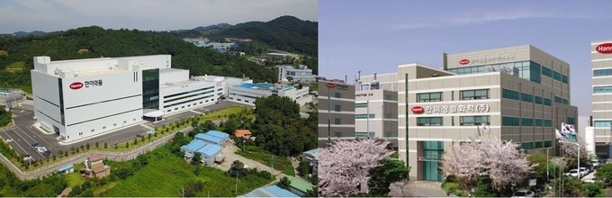 머크의 경구용 코로나19 치료제를 위탁 생산하는 한미약품 팔탄 스마트플랜트(좌)와 한미정밀화학. 한미정밀화학은 원료를, 팔탄 스마트플랜트는 완제 의약품을 생산한다.