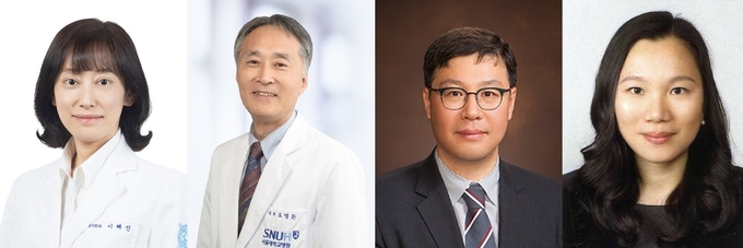좌부터 분당서울대병원 이혜진 교수,서울대병원 감염내과 오명돈 교수, 공공진료센터 이진용 교수(現 건강보험심사평가원 연구소장 파견 근무), 건강보험심사평가원 황수희 박사
