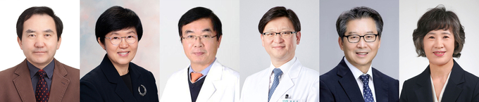 좌부터 이재태 경북의대 핵의학과 교수, 임선영 임선영산부인과 원장, 홍영준 원자력병원 진단검사의학과 과장, 박진식 세종병원 이사장, 홍진태 충북대학교 약학대학 교수, 우은란 조선대학교 약학대학 교수