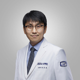 전신 경련, 입에 거품이 생기거나 배뇨 동반 된다면...'이것' 의심해야
