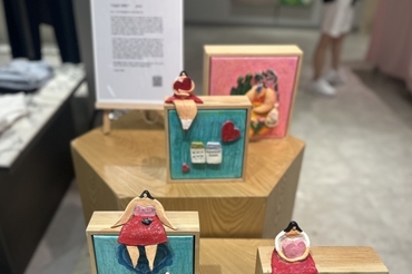 롯데백화점 영등포점, Rosa.C(최미진) 작가 작품 전시 및 아트굿즈 팝업스토어 오픈