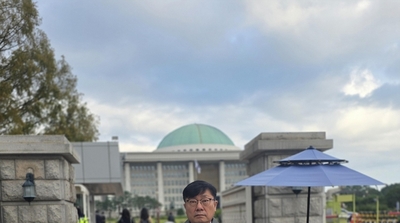의협 성분명처방·한의사X레이 반대 ...국회앞 1인시위 열기 고조