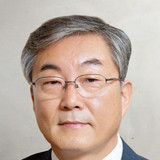 아주대 50년, 첫 모교 출신 총장 후보 추천