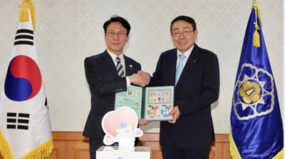 김민석 국무총리, 2025년도 크리스마스 씰 모금 참여