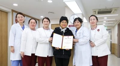 고려대 안산병원 신장내과, 따뜻한 동행 빛나네...바자회 기금 저소득 환자 진료비 지원