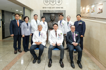 부산백병원, 백인제 박사 흉상 제막