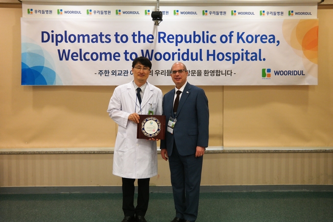 주한 외교사절,서울 강남 우리들병원 방문 주한 외교사절,서울 강남 우리들병원 방문